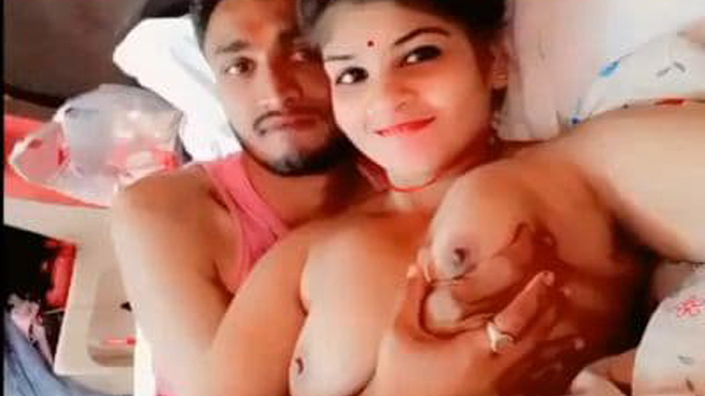 Chubby Maal Honeymoon – Punjabi Hard Riding MMS