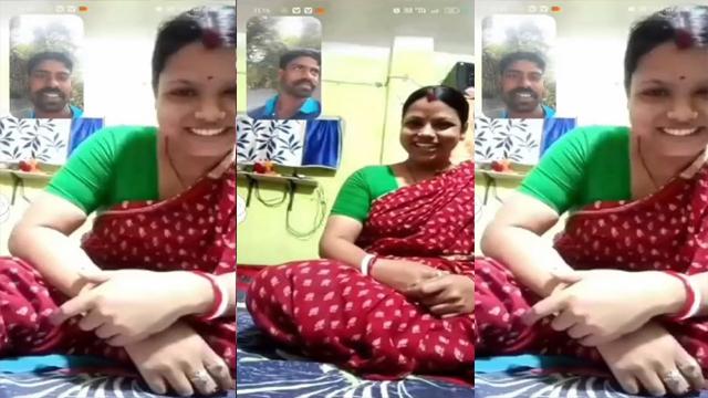 Horny Marathi Bhabhi Raising Pussy And Ass To Lover